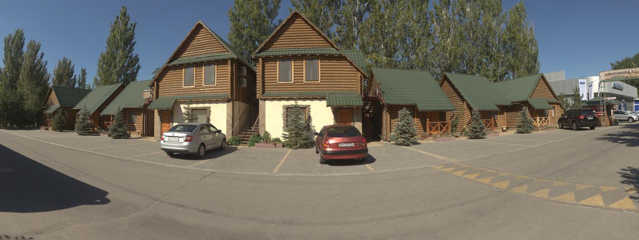 Gostiniy Dvor Non-Stop Hotel Kherson Exterior photo